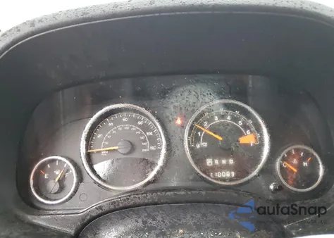 2016 Jeep Compass Latitude z USA, uszkodzony, nr VIN 1C4NJDEB0GD802751